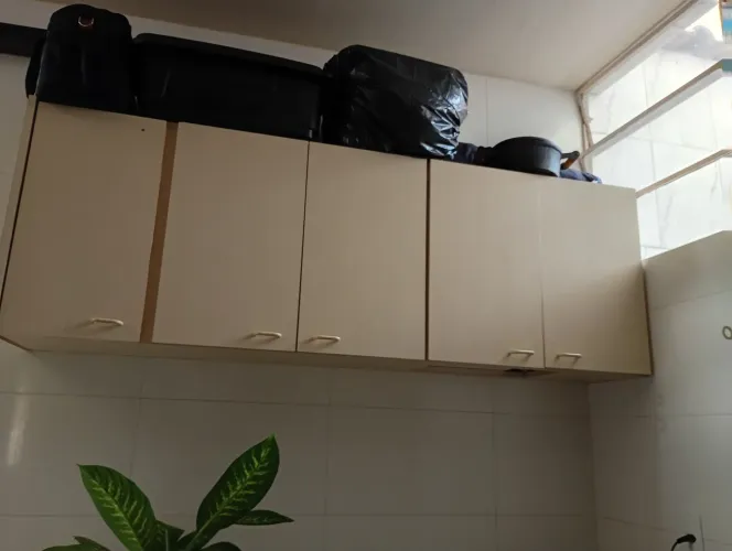 Móveis armário parede 5 portas.muit espaço cor beb3 