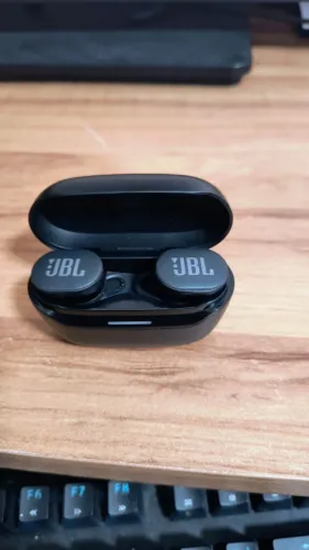 Fone De Ouvido Bluetooth JBL Endurance Race 2 Com Cancelamento De Ruído - Preto