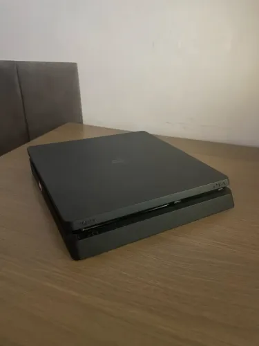 Console PS4 - 2TB - Usado - Excelente Estado