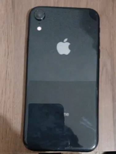 iPhone XR em bom estado