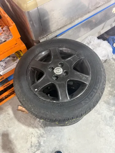 Rodas 15 Gm Astra