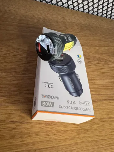 Carregador Veicular Turbo CJ12-4 60W (9.1A), USB + Tipo-C, Display LED, 12V-24V, Premium