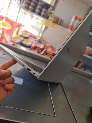 Samsung Book Go