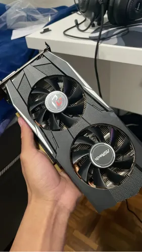 rx 570 8gb com defeito