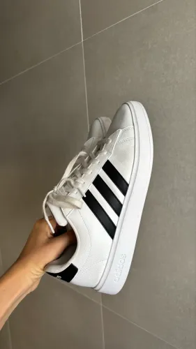 Tênis Adidas Grand Court 2.0