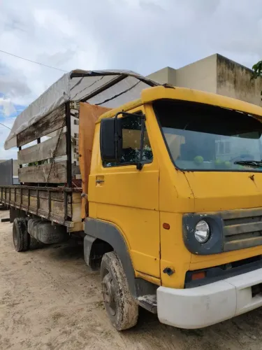 Caminhão Delivery plus 2010