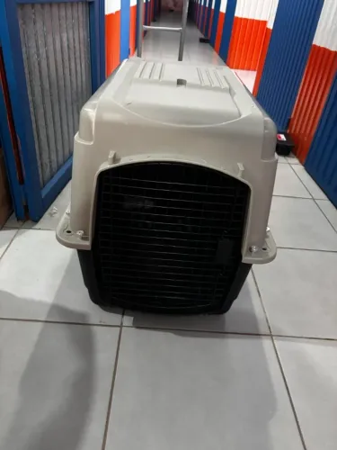 Caixa de Transporte Plástica Petmate Ultra Vari Kennel Grande para Cães