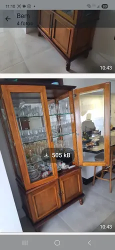 Cristaleira vintage em madeira de lei medindo 2,05A x1,05 de L e 0,55 profundidade.