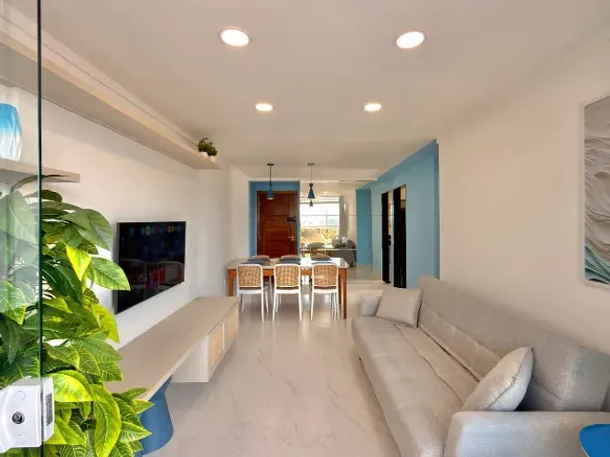 C/ Proprietário - Apto 2 quartos - Último andar de frente - Praia do Morro