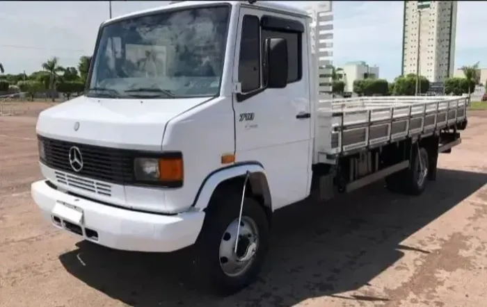 710 2011 Carroceria