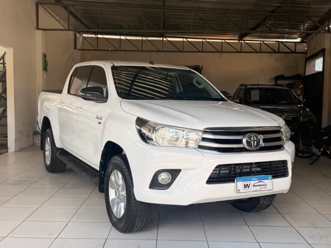 Toyota Hilux CD SR 4X2 2.7 16v/2.7 Flex Aut. 2018
