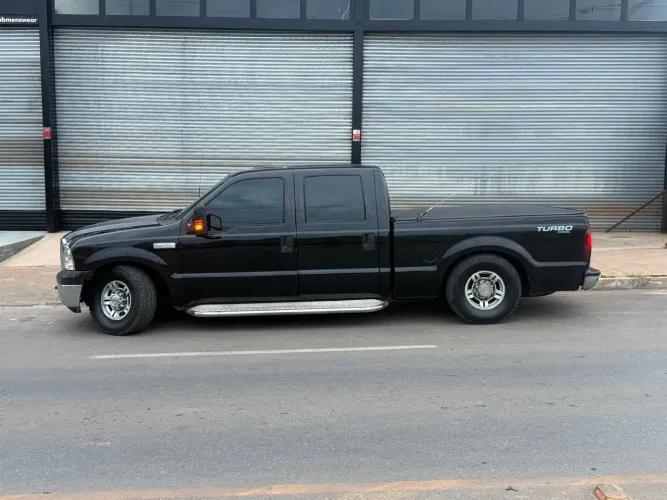Ford F-250 XLT 4.2 180cv CD TB Diesel 2005