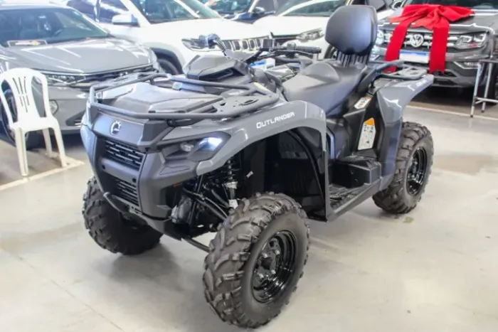 Quadriciclo can am outlander max dps 500 2024 baixa quilometragem