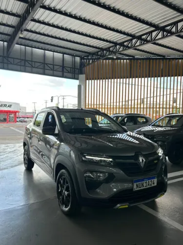Renault Kwid Outsider 1.0 Flex 12V 5P Mec. 2026