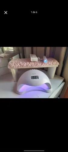 cabine, apoiador de mão e mini lanterna uv para manicure