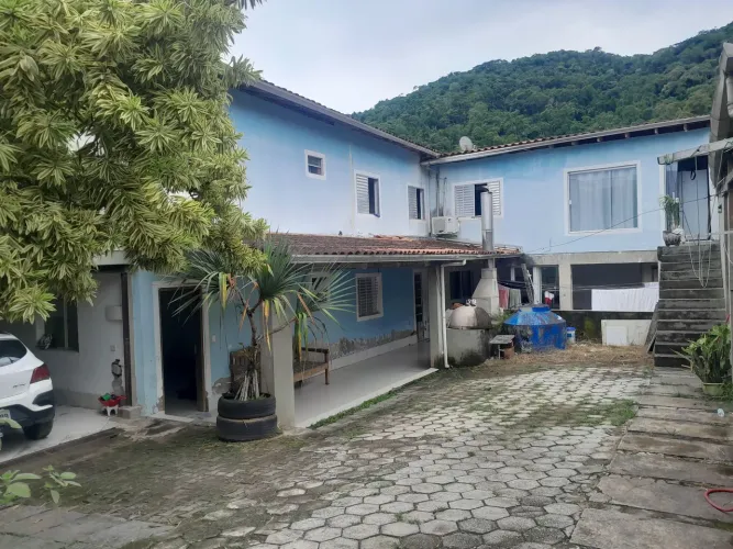 Vendo casa no Araribá em Ubatuba