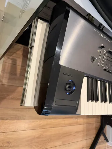 Korg kronos 73
