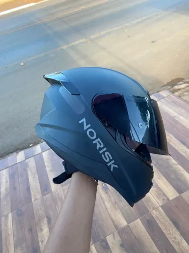 Capacete Norisk Razor Black Edition Preto Fosco Tam 58. 2 Dias de uso (Ficou apertado)