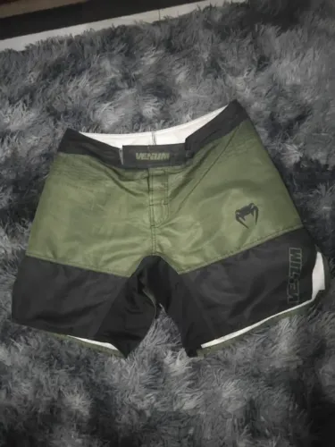 Short bermuda Venum