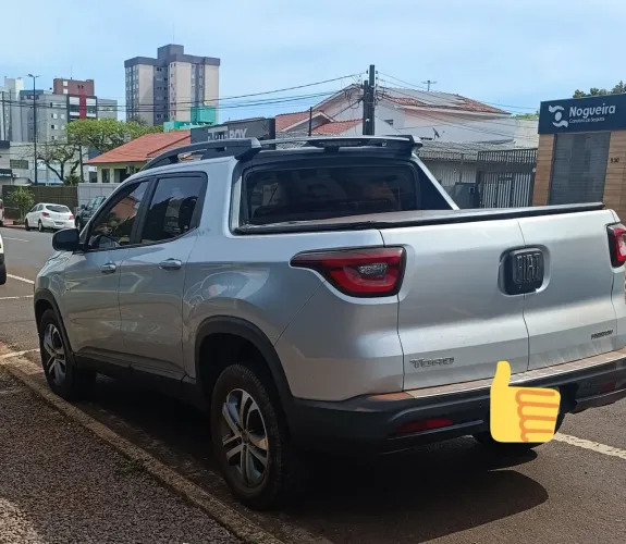 Fiat Toro Freedom 2.0 16V 4X2 TB Diesel Mec. 2017