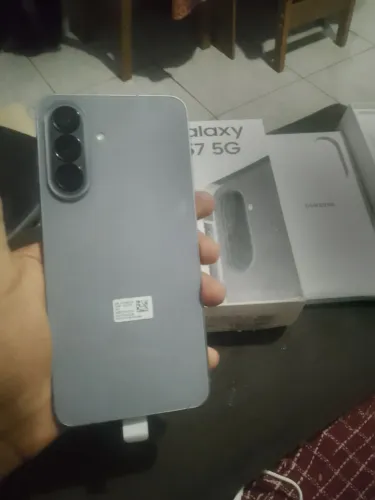 Samsung A57 5G NFC 256GB e 16 de RAM 