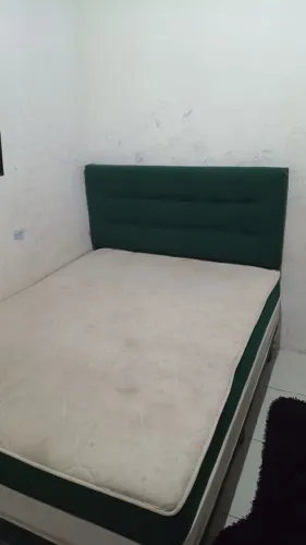 Cama de casal com cabeceira