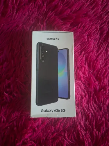 Vendo Samsung A36 5G 256gb e 8gb de ram celular tá novo zero sem marcas de uso na caixa