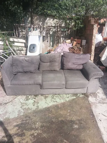 Vendo sofá de barbada