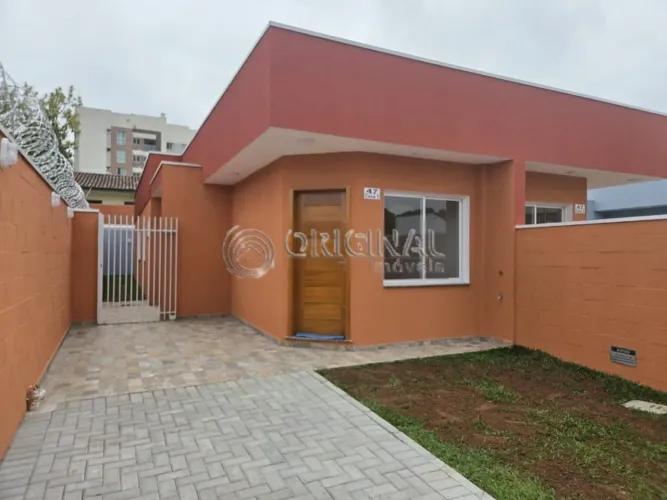 CASA NOVA PARA LOCAÇÃO COM 3 DORMITÓRIOS NO BAIRRO ORLEANS