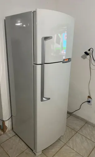 Geladeira brastemp frost free