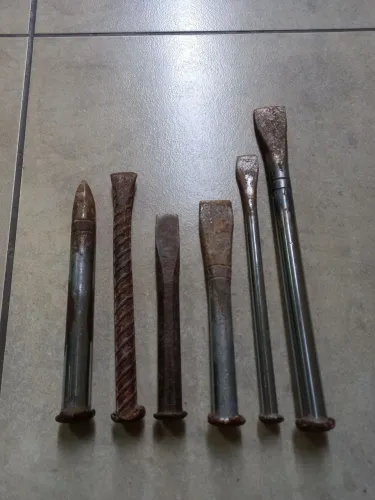 Conjunto de talhadeira e ponteira