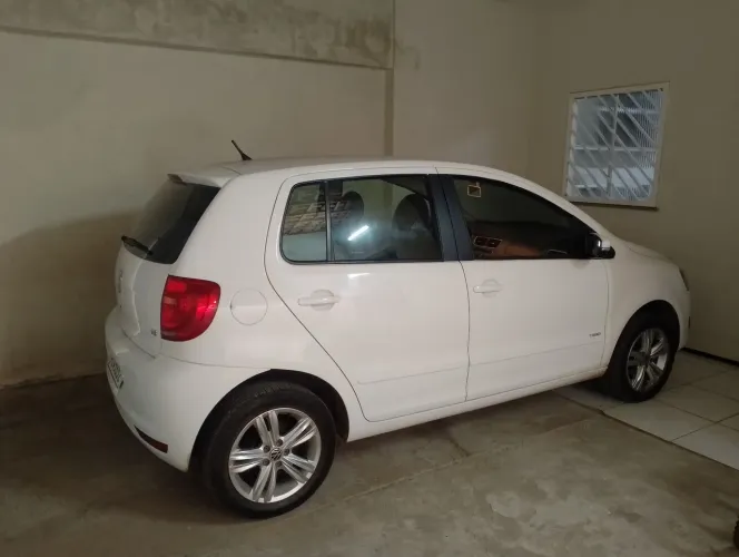 Volkswagen Fox 1.6 MI Total Flex 8V 5P 2014