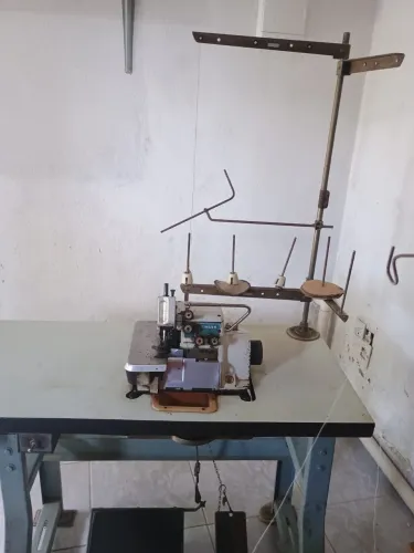MÁQUINA DE COSTURA SINGER ANTIGA EM PERFEITO FUNCIONAMENTO