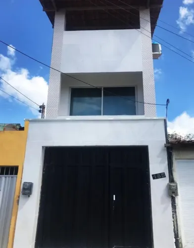 LINDA CASA NO JOSÉ WALTER 2 SUÍTES 
