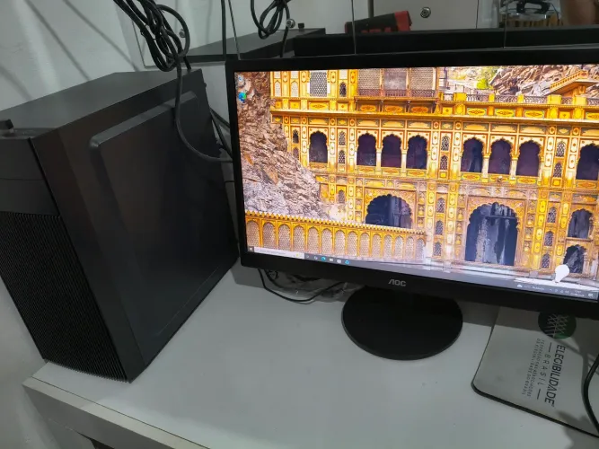 Vendo CPU e MONITOR