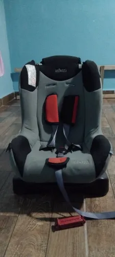 Cadeirinha de carro para bebê 