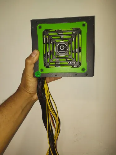 Fonte de Pc 600w One Power