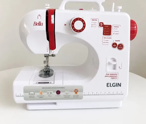 Vendo máquina de costura semi nova