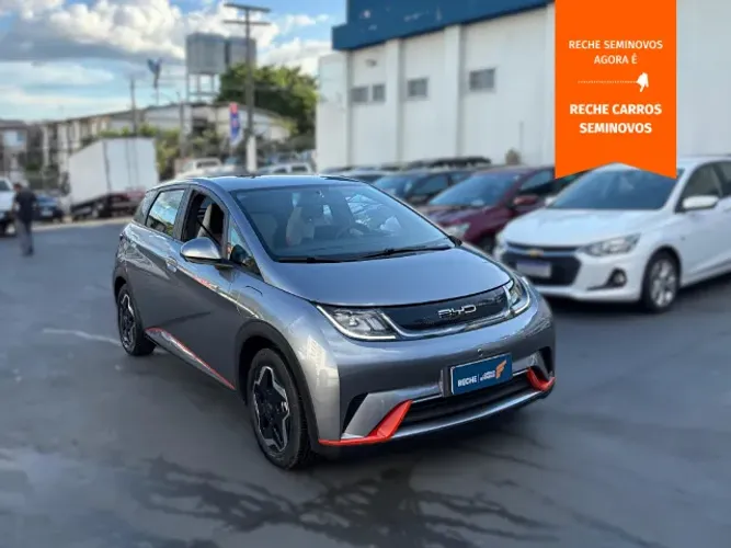 BYD Dolphin EV (Elétrico) 2025