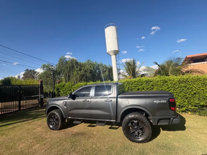 Ford Ranger XLS 3.0 V6 4X4 CD Diesel Aut. 2024