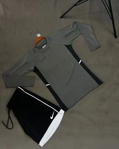 KITS DA NIKE MALHAR FRIA DE COMPRESSÃO 