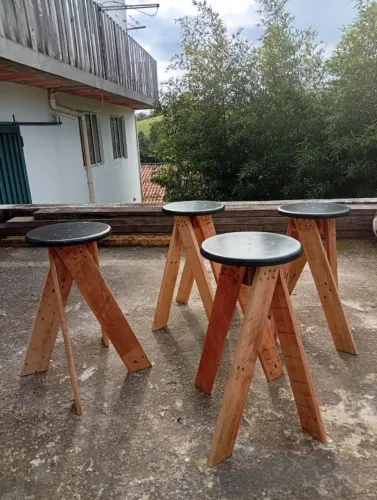 Kit 4 banquetas churrasco