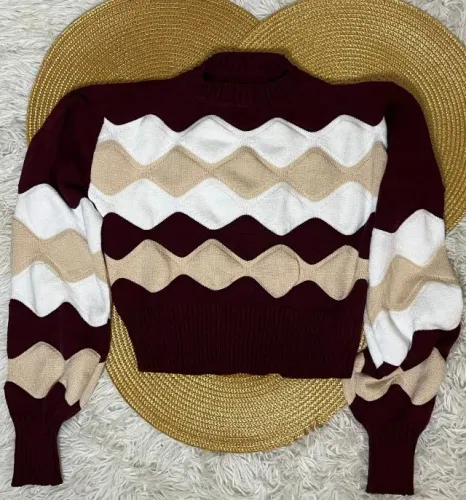LOTE DE ROUPAS FEMININAS IMPORTADAS