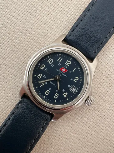 Relógio Swiss Army feminino