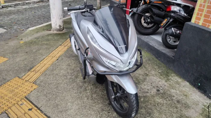 PCX 2019 sem detalhes
