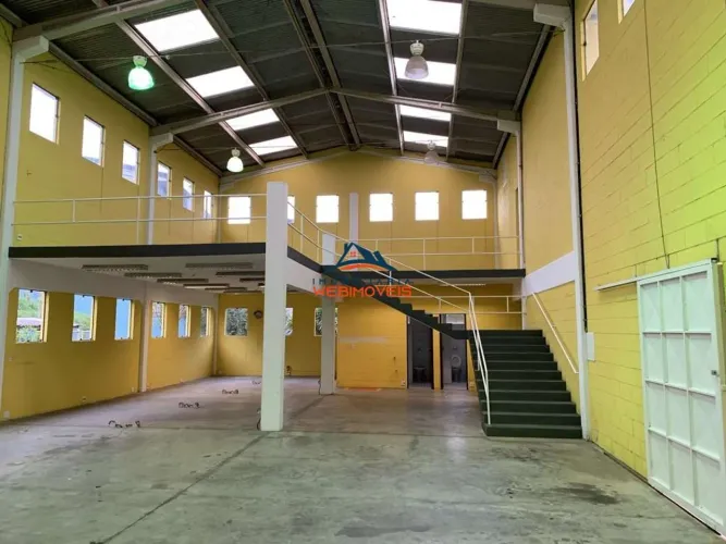 Galpão Comercial à Venda em Vargem Grande Paulista-SP no Bairro Jardim São Marcos: 3 Salas