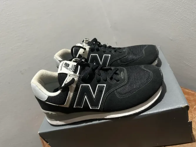Tênis New Balance 574 