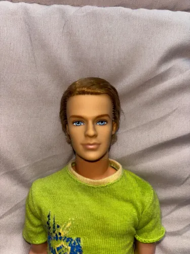 boneco ken surfista barbie anos 2005