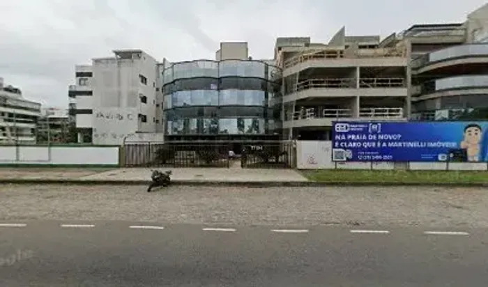 Duplex para aluguel e venda tem 369 metros quadrados com 4 quartos