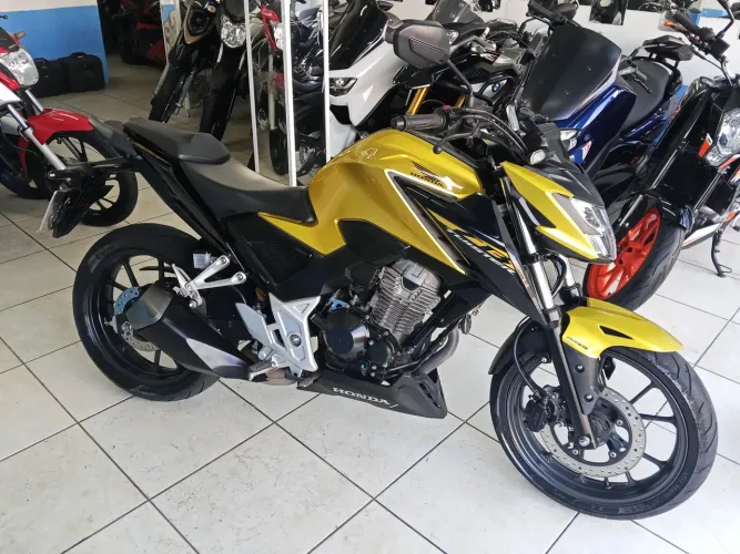 CB 300F TWISTER ABS U.DONO